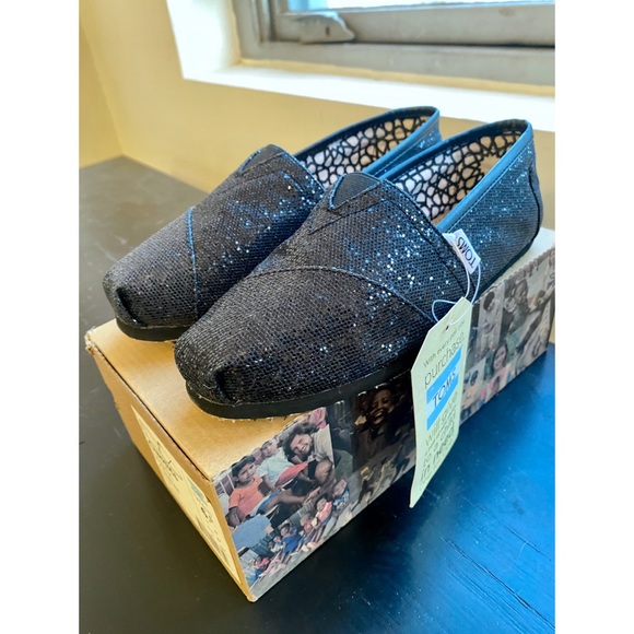 NEW Black Glitter TOMS Women’s Size 6.5 - Picture 2 of 4